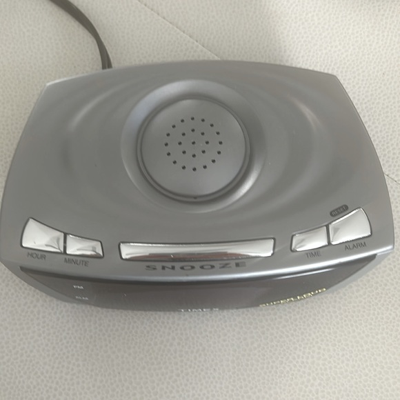 Timex Travel Digital Alarm Clock - Picture 2 of 4